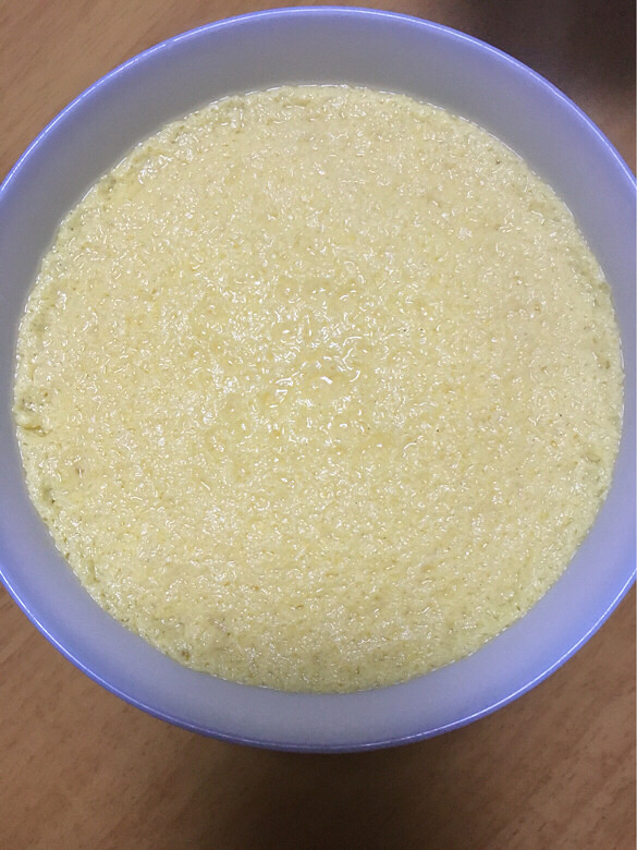 闺女放学后的点心本地鸡蛋蛋糊吃起