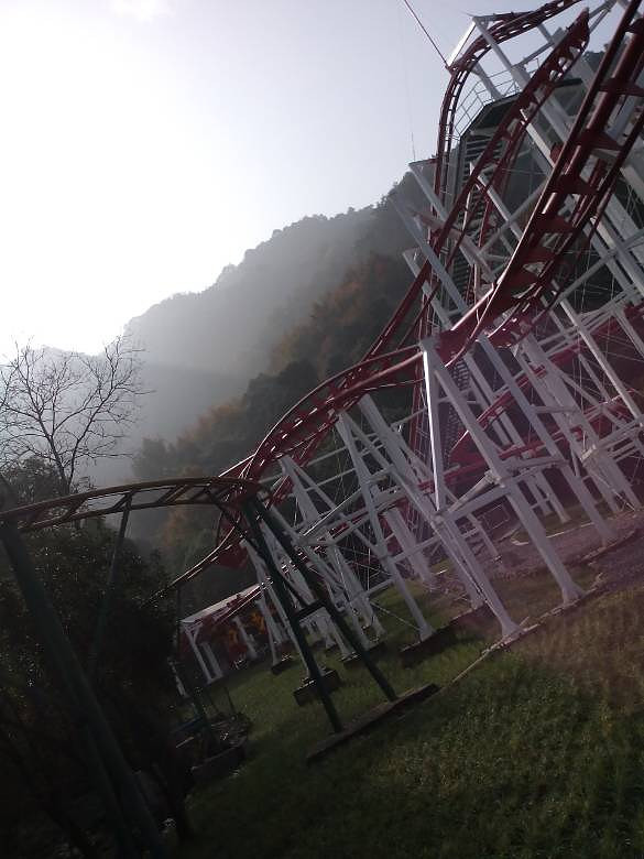 黄岩九峰公园过山车缘何沉寂