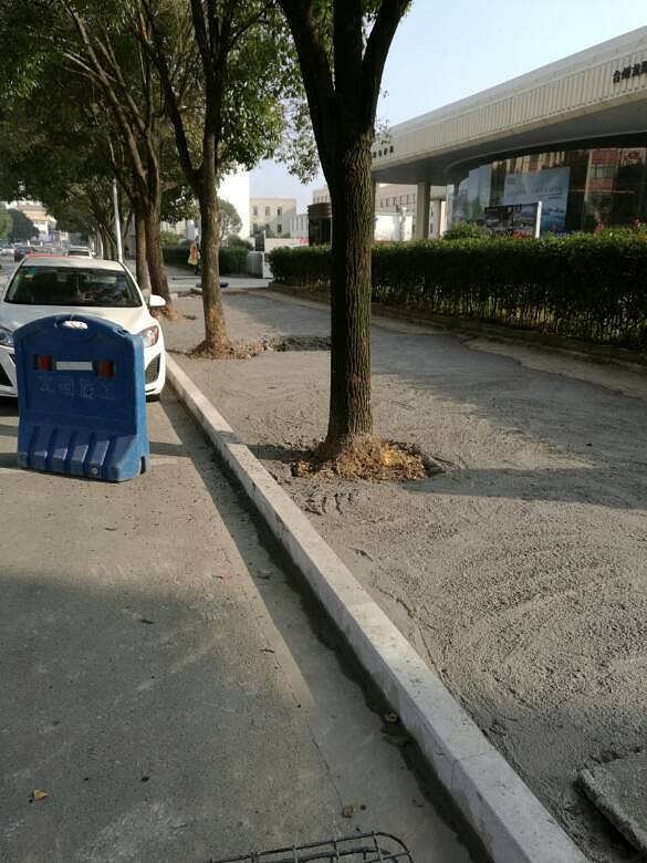 椒江康平路人行道被折腾,政府现在钱多多还-讲白搭-台州19楼