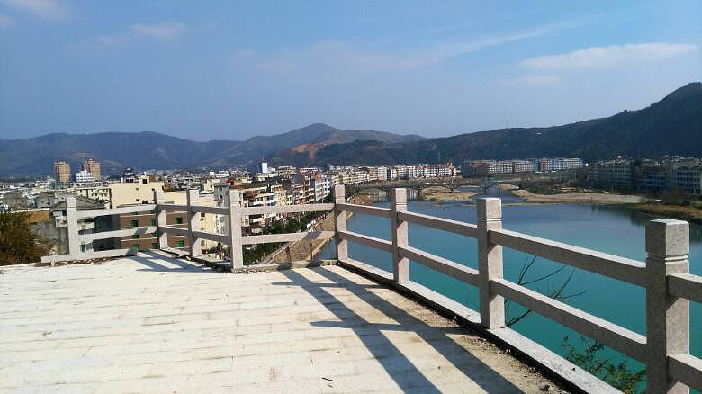 雁荡山石门潭风光石门潭坐落在乐清大荆镇