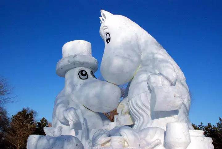 市体育中心春节有冰雕展 市民可尽情体验冰雪艺术魅力