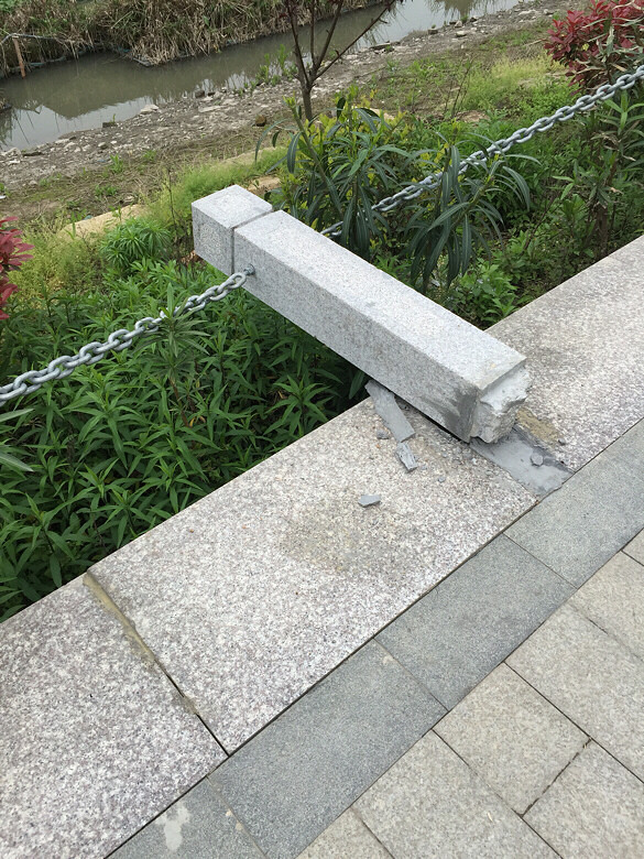 铺好砖后立柱子合理不