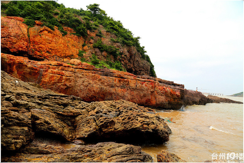 正在开发的国家一级渔港临海市红脚岩