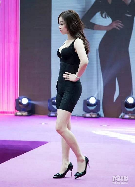 千万别眨眼!台州美女内衣照大量泄露-美颜美体