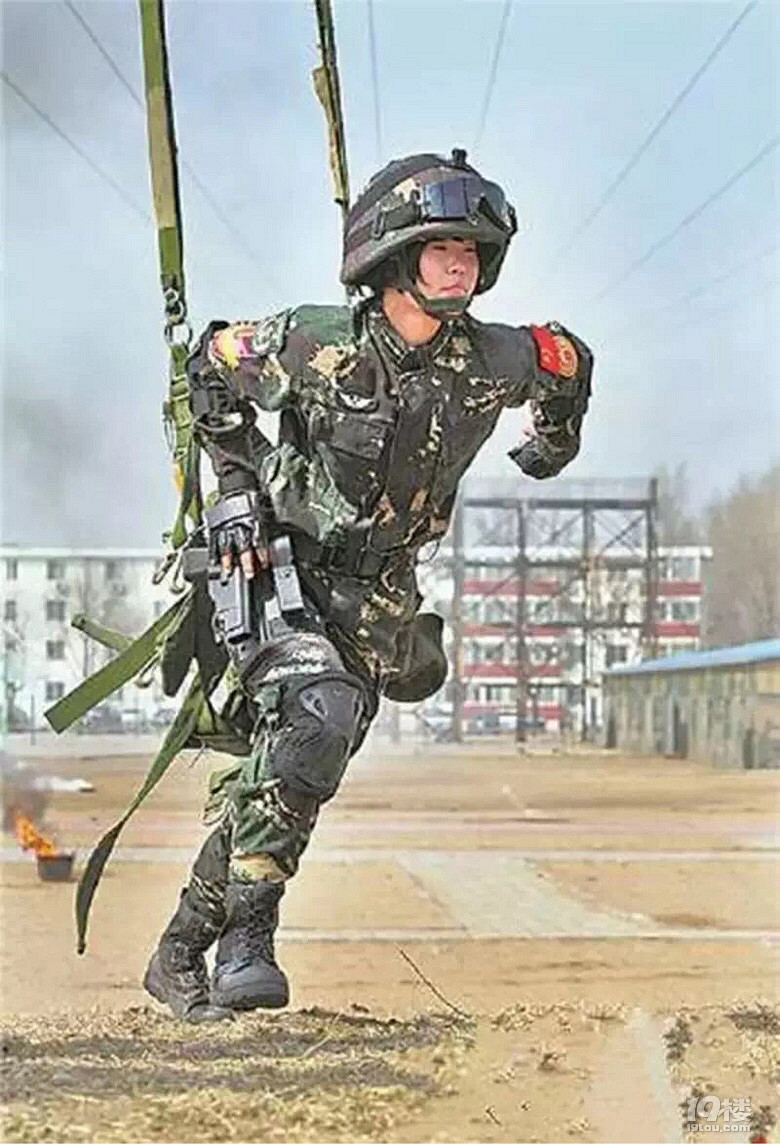 厉害!26岁天台女兵蒋淑珍,浑身是胆-讲白搭-台