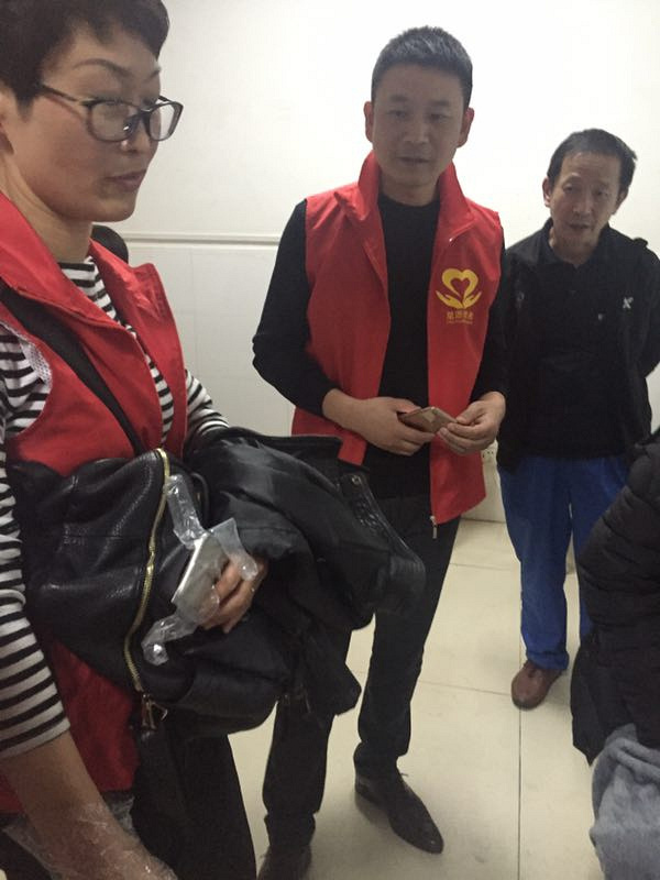 ̨������Ը־Ը��Э��ο�������гǶ��ֵ����˹¹�����