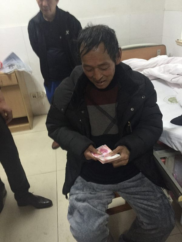 ̨������Ը־Ը��Э��ο�������гǶ��ֵ����˹¹�����