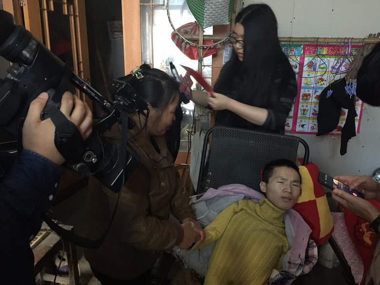 5��3�����磬̨������Ը־Ը��Э������̨�ݵ���̨�������ҳ�Ի��