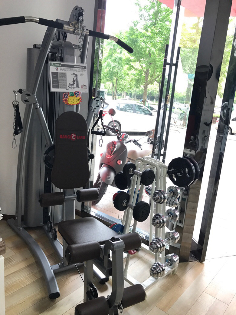 ��ǿ�����ۺ�ѵ���������۳�����