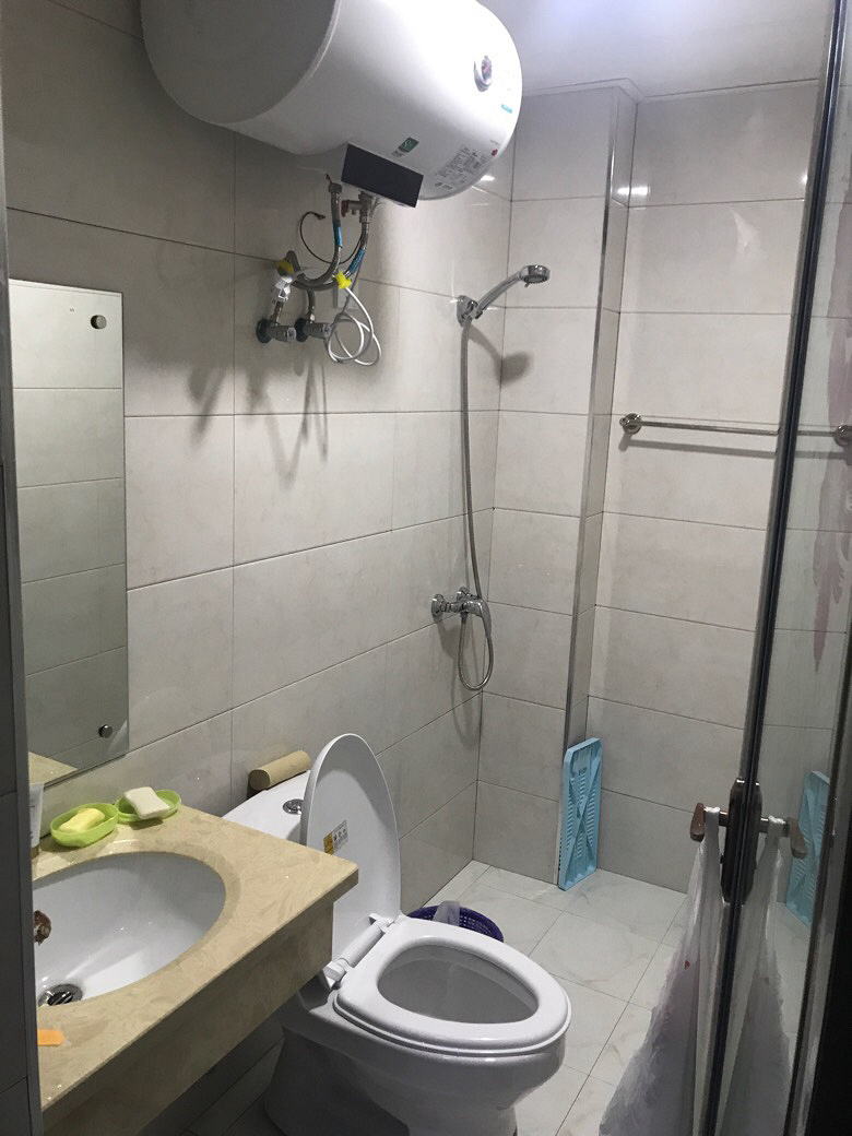 �ٺ������ѧУ����