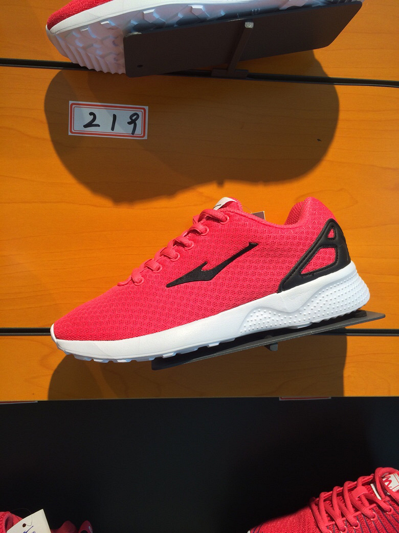 ���׺��Ƕ���ף��Ҷ������