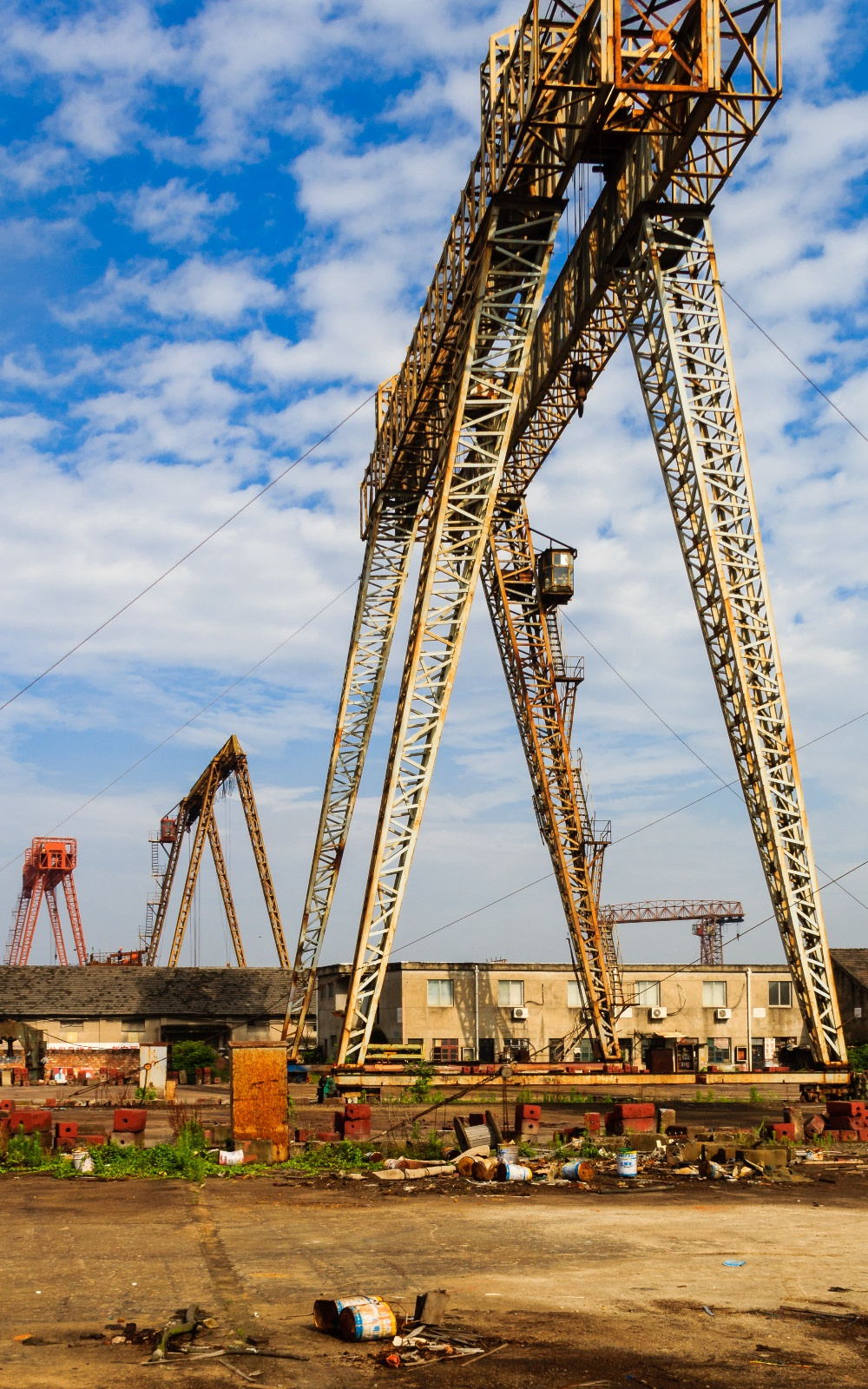 晒图存照--废弃的船厂