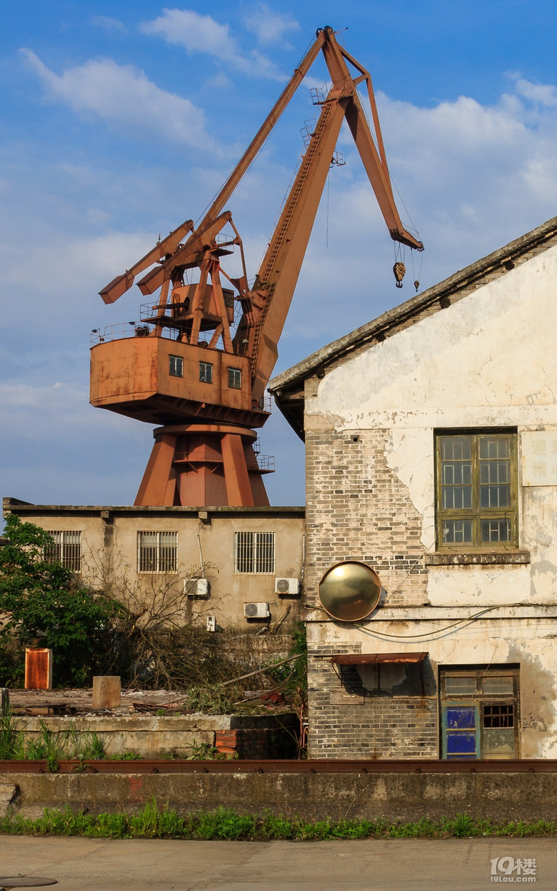 晒图存照--废弃的船厂