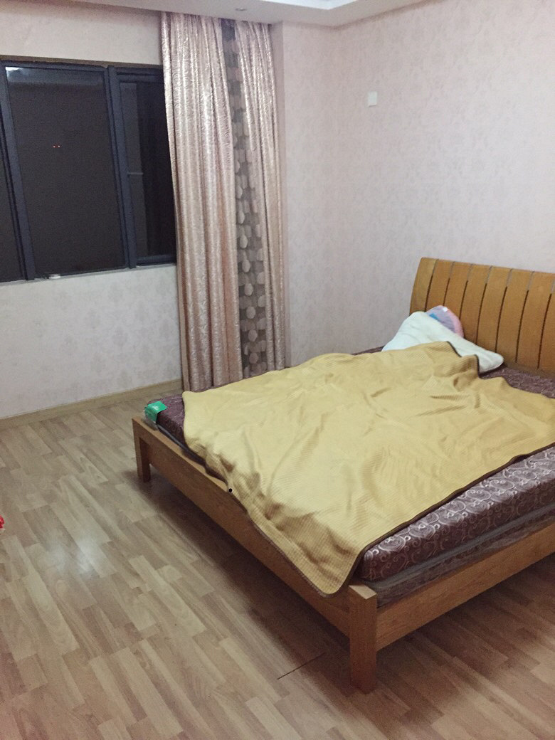 ����и��巿��