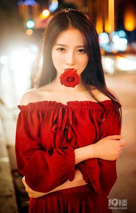 华裾鹤氅缓带轻裘你的红永远在心头