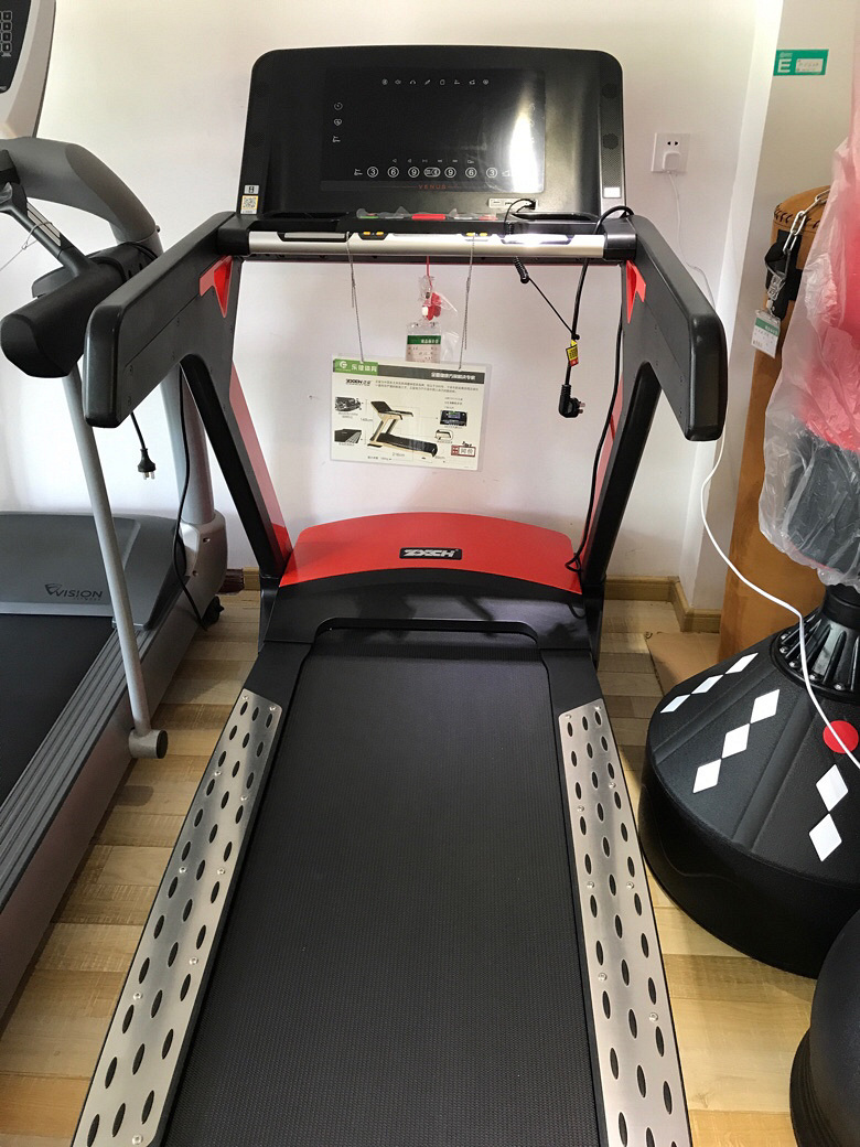 ������������V8�����ܲ���