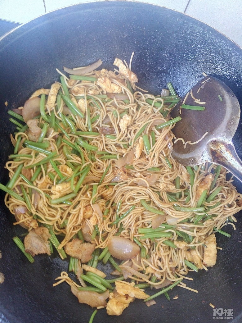 [家常菜随手拍1] 番薯茎炒面条-活动-台州美食-台州19楼