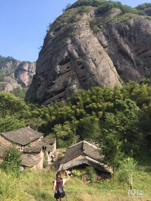 穿越者户外缙云岩门景区活动