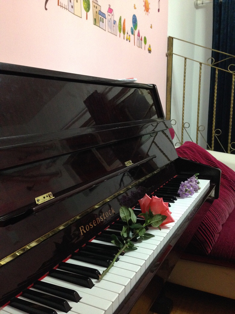 12800元,日本原装YAMAHA钢琴2台任选