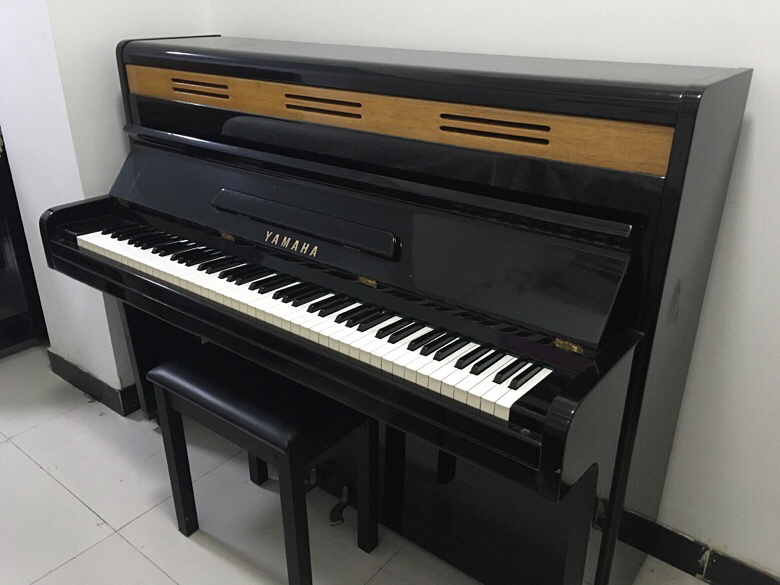 12800元,日本原装YAMAHA钢琴2台任选