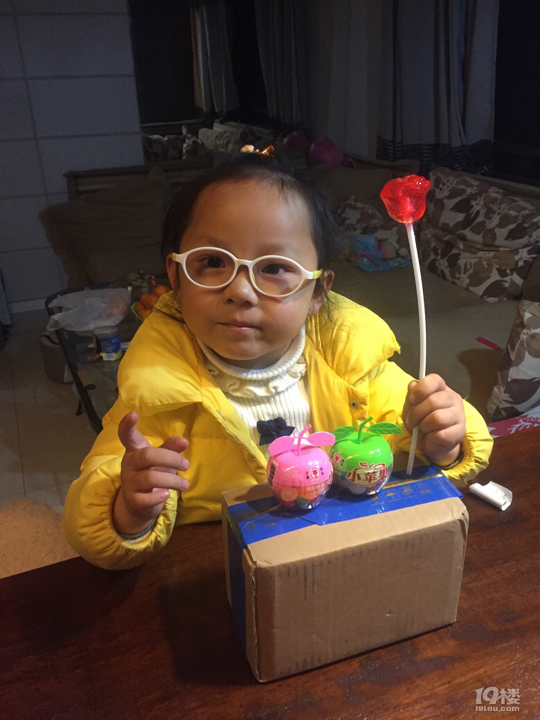 【带娃日常10–14】兔子嘴的小妞