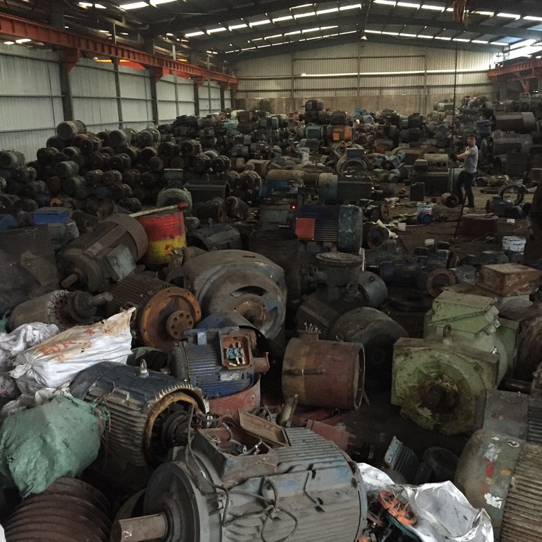 ����������