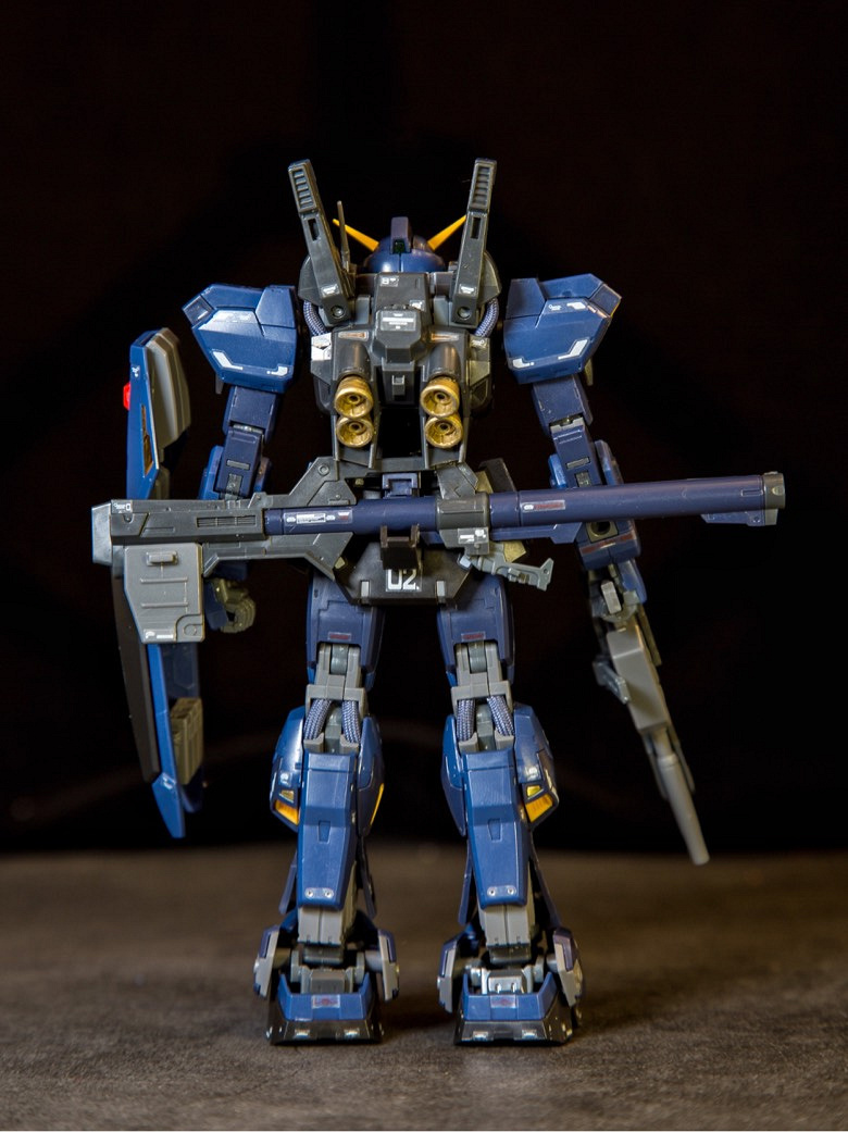 低价rg黑兔高达模型转卖