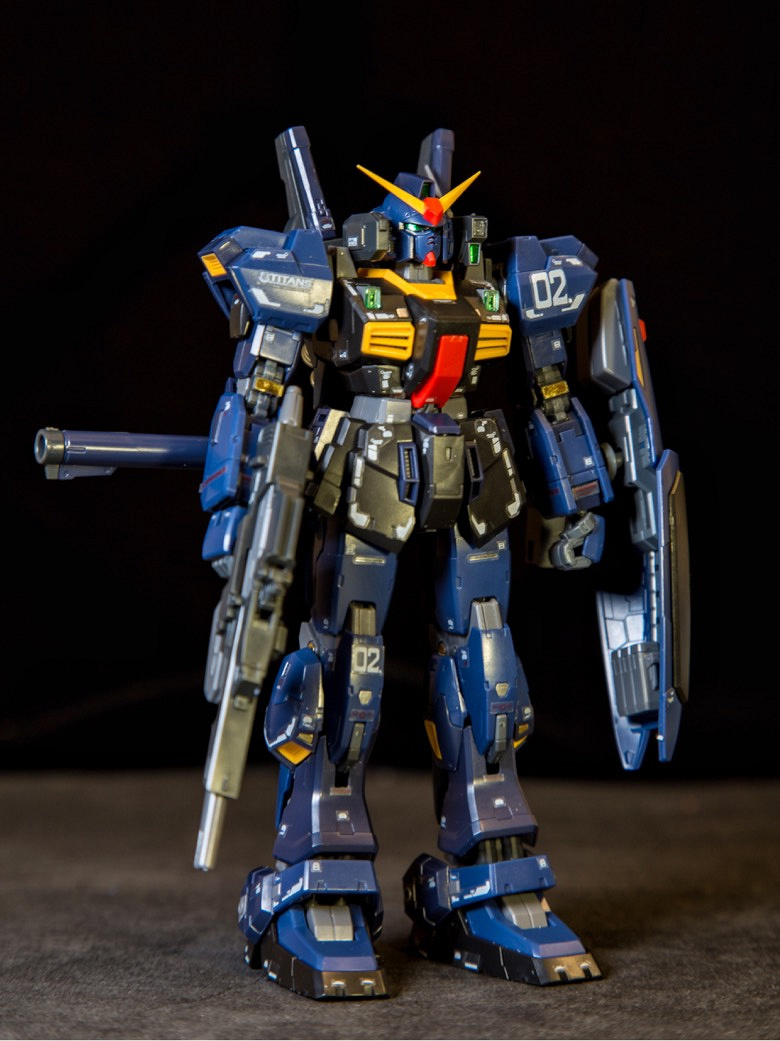 低价rg黑兔高达模型转卖