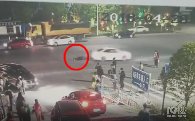 偷车还冲撞执法队员 非法网约车司机被刑拘