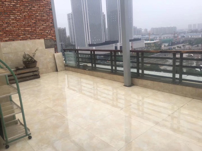 �ƽ�ضκ�¥��ó����д���̨��һ��һ�����˳���