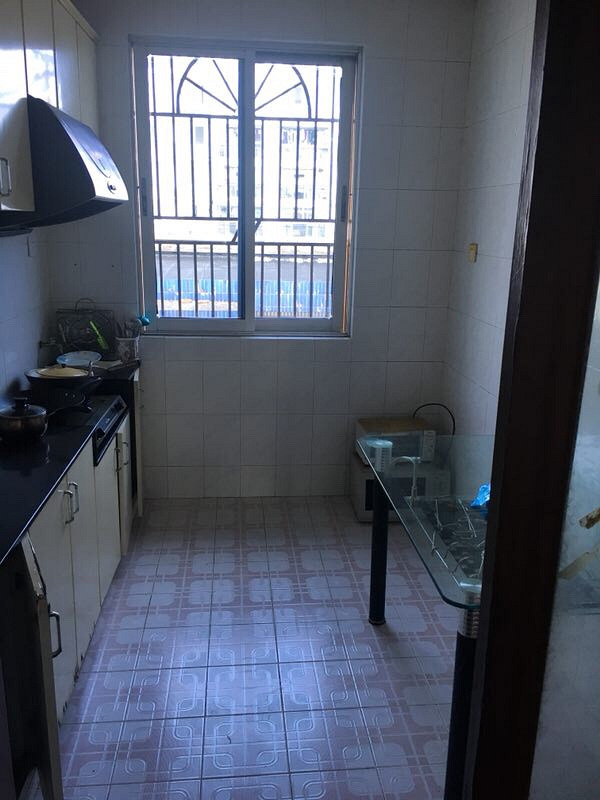 �׷�����