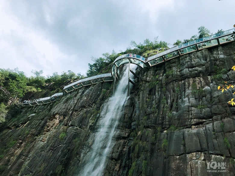 旅游日记no27龙穿峡玻璃栈道