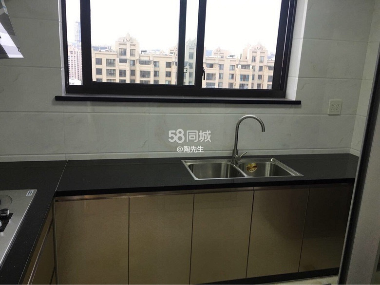 ̨�ݽ����򻪳�5-4-1602��װ123ƽ���׼����