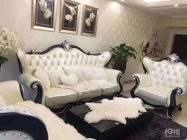 水天一色,实用面积120平方三室两卫,全欧品牌