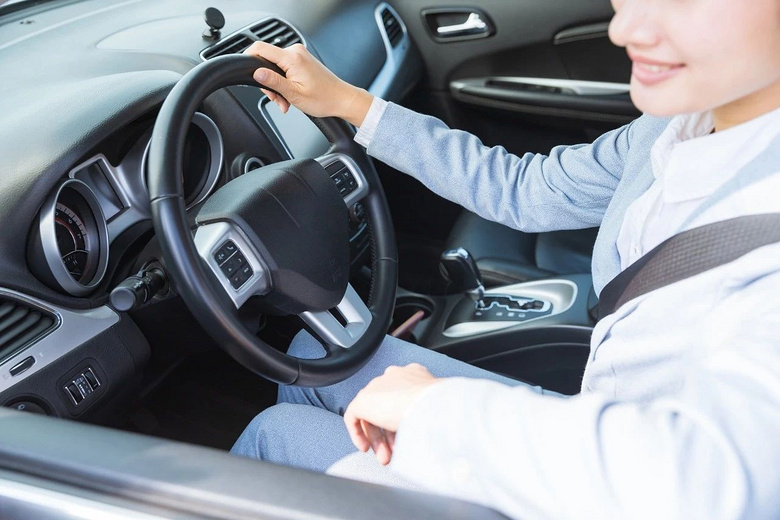 司机脚下三分油是啥意思不懂一箱油最起码少跑一公里