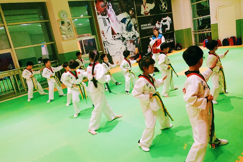 �������ҵ�С����Խ��Խ������