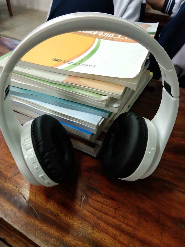 ͷ��ʽ������������30Ԫ