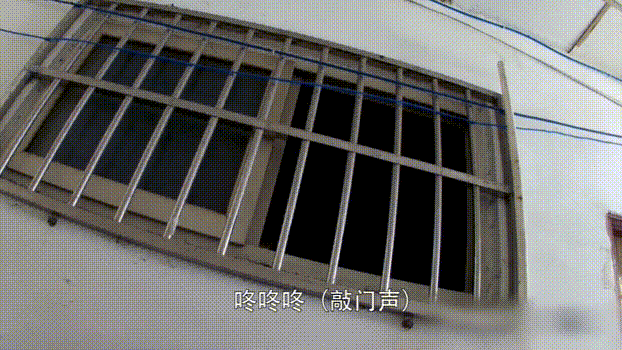 出租房里的人躺在床上一动不动,警察破门而入,结局意想不到