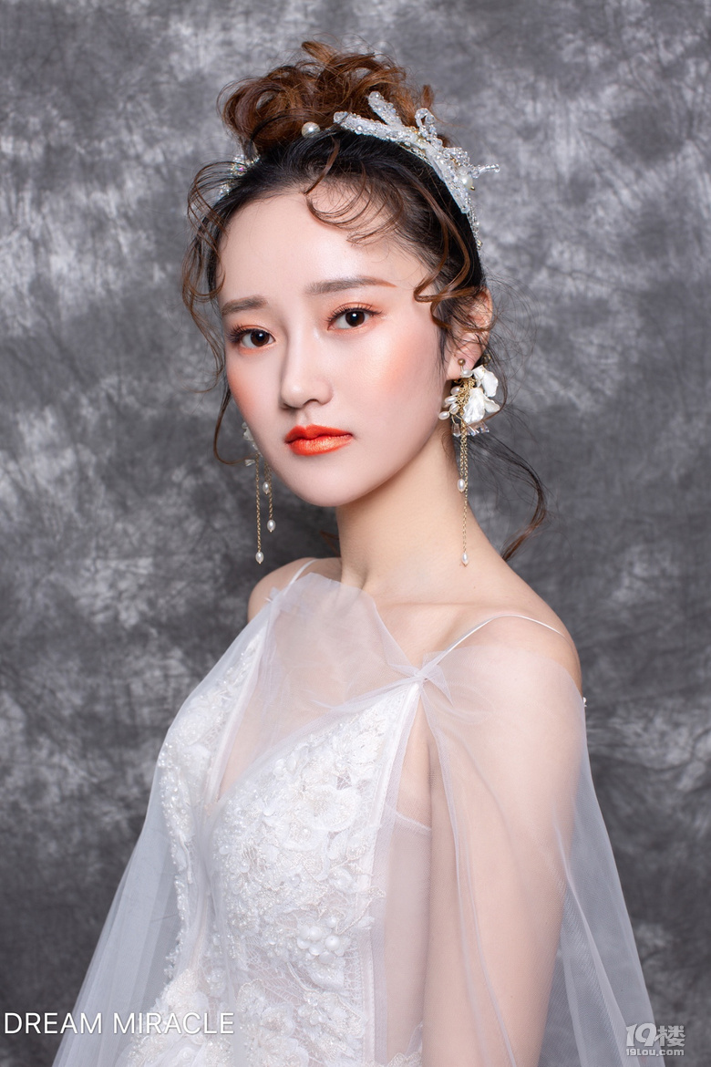 dm婚纱造型新娘试妆篇