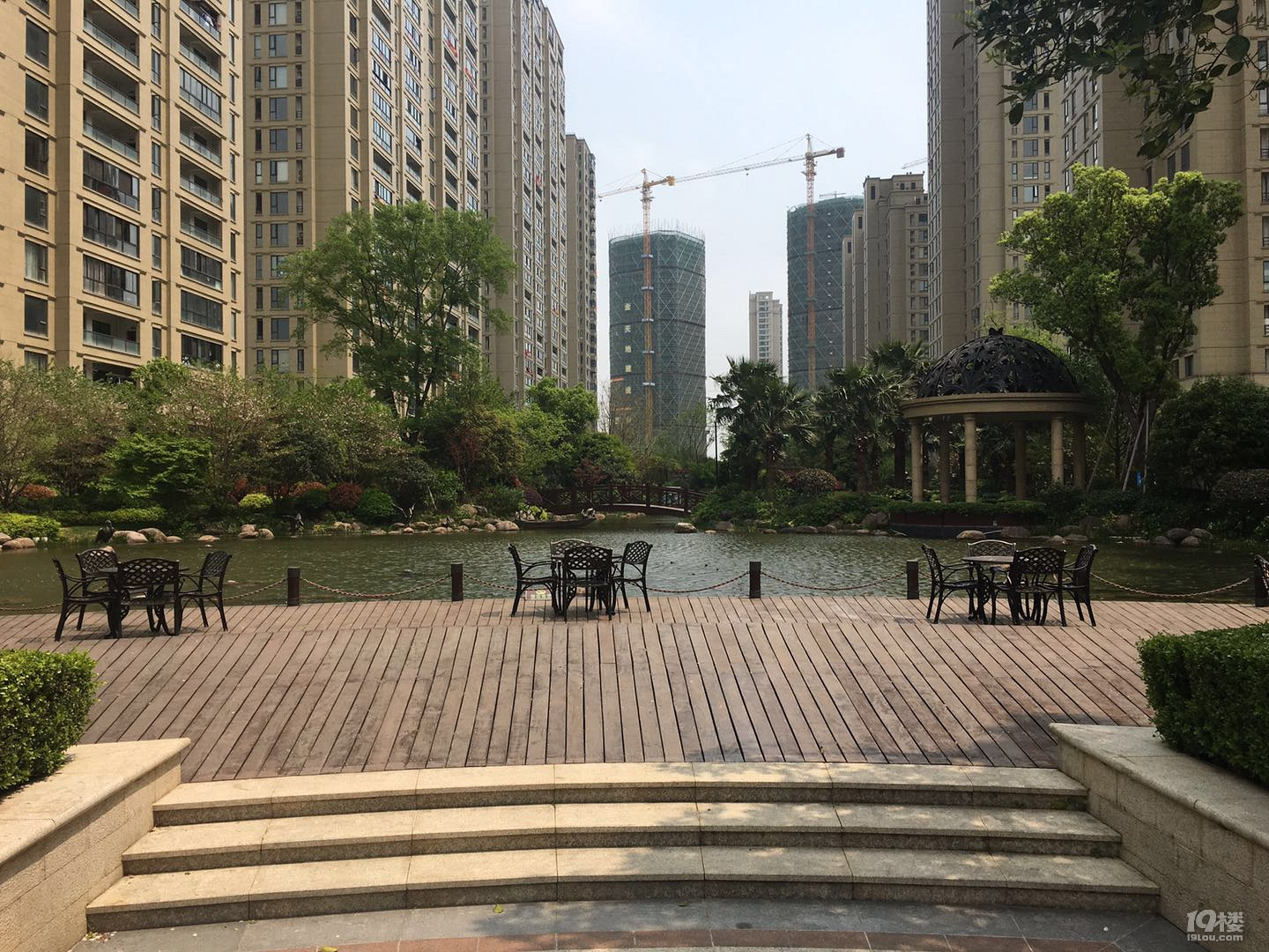 出售路桥金悦花园 181平方 4室2厅2卫 三朝南