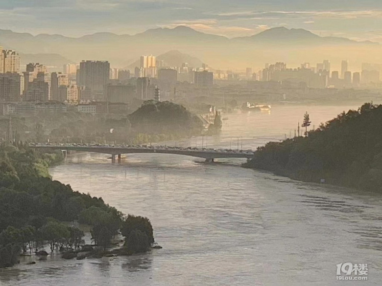 天灾无情人间有爱,今日的临海愈加靓丽