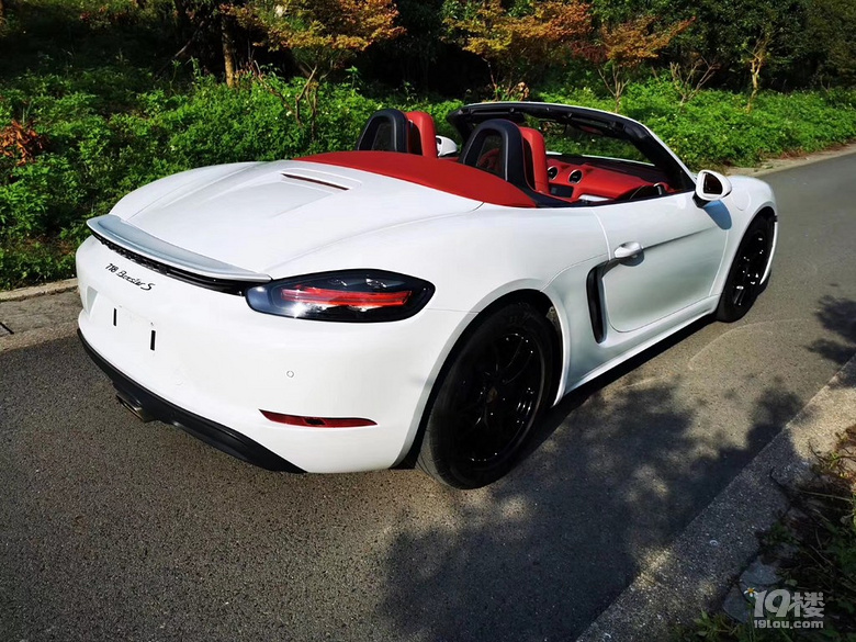 汽车街拍乡间小道偶遇保时捷718boxster