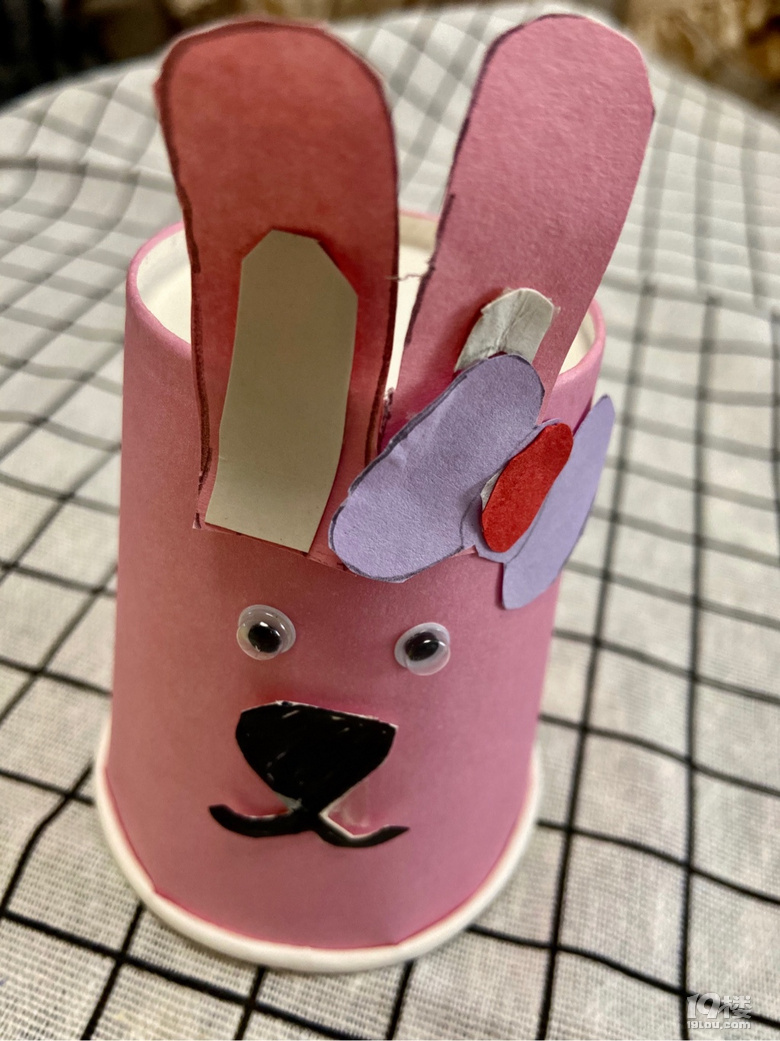 纸杯小粉兔