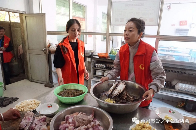 ���������� ��������ů------��ͷ�羴��Ժ��6�������ڻ�