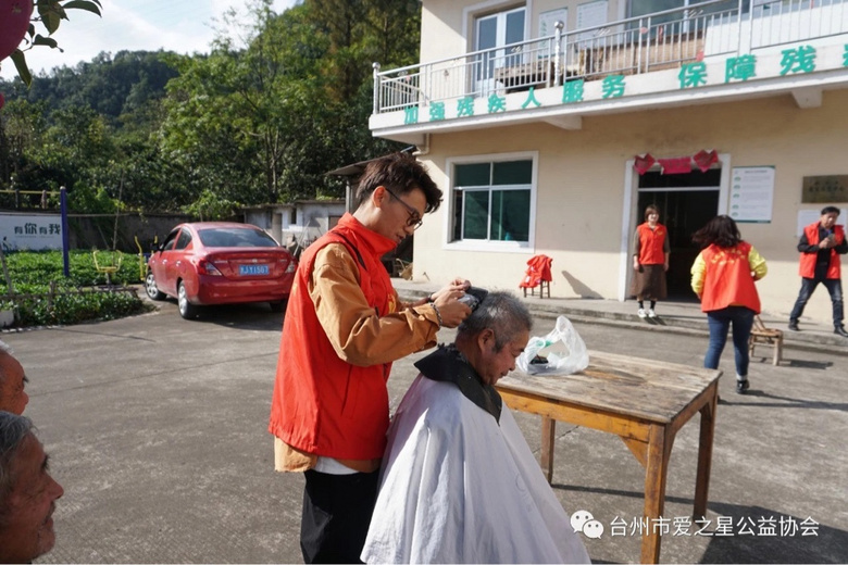 ���������� ��������ů------��ͷ�羴��Ժ��6�������ڻ�