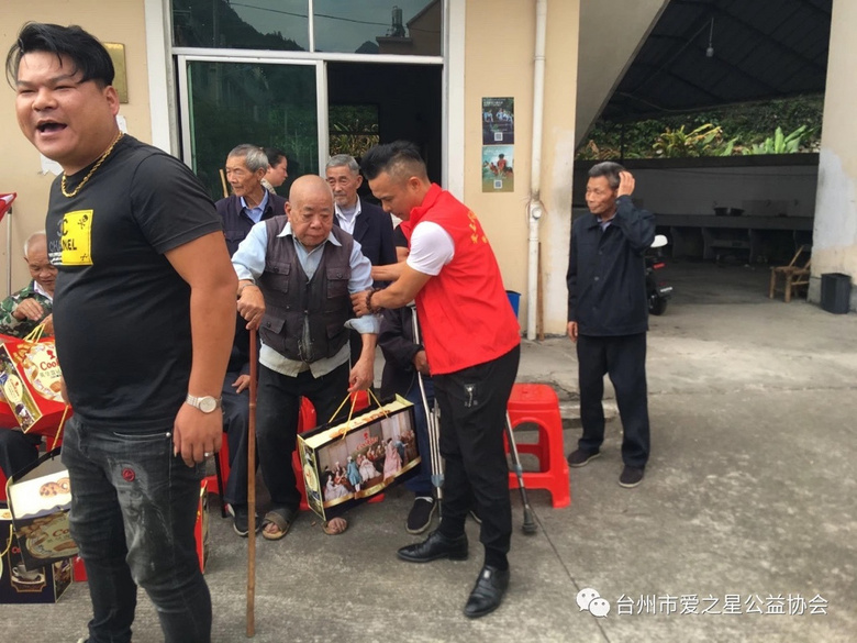 ���������� ��������ů------��ͷ�羴��Ժ��6�������ڻ�