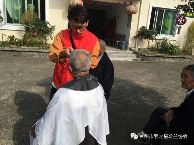 ���������� ��������ů------��ͷ�羴��Ժ��6�������ڻ�