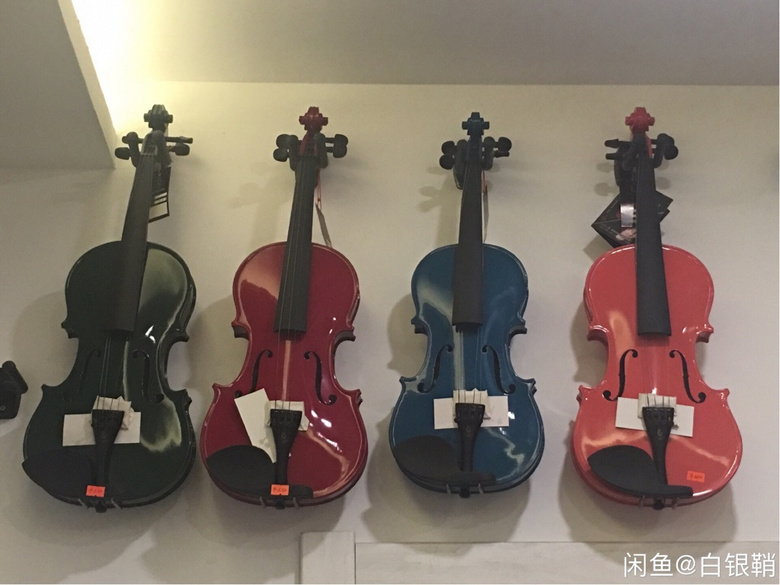 200Ԫ����ȫ�·���С���٣������٣����ڵ�һƷ��