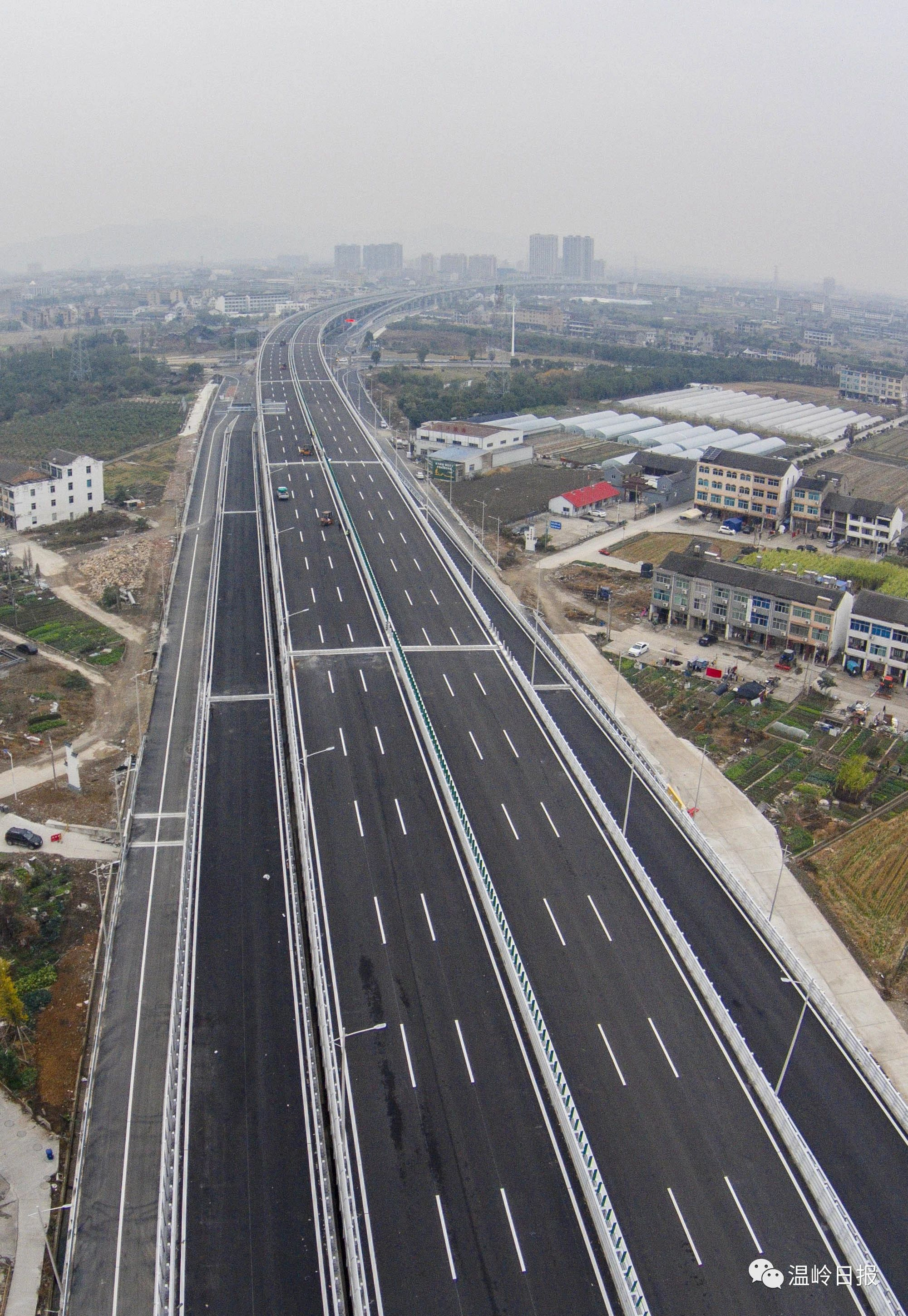 鹿商快速路鹿邑段图片