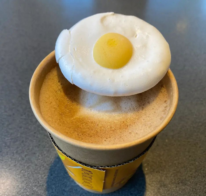 麦当劳新出的太阳蛋拿铁有人喝过吗真的好逼真